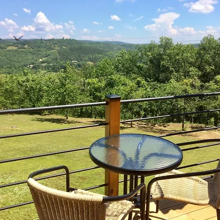 Les Trois Collines Bed & Breakfast Saint-Cybranet