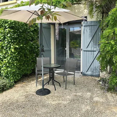 Panzió Les Trois Collines *